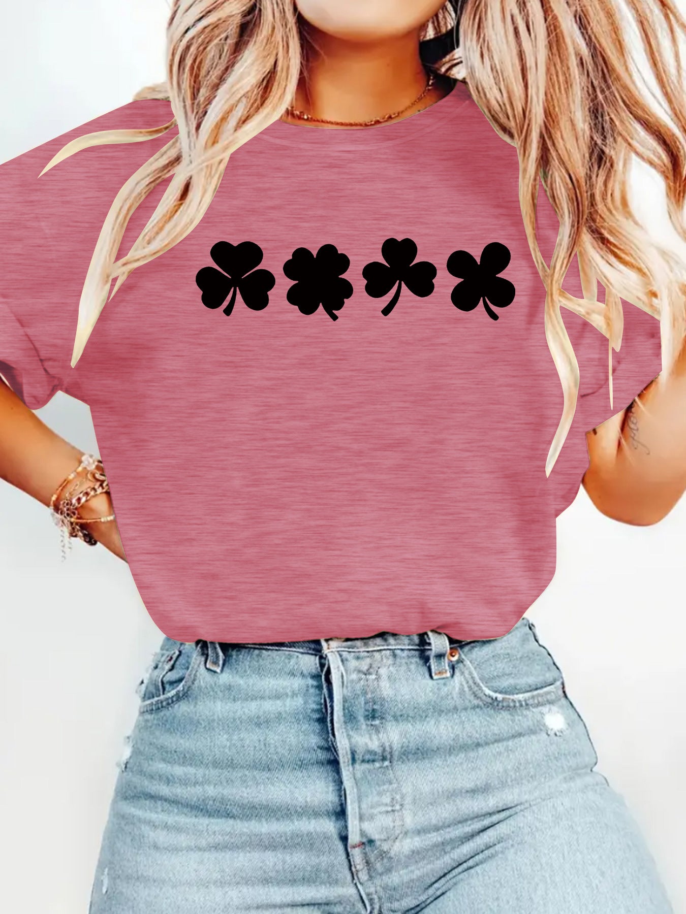 Short sleeved T-shirt with St. Patrick's Day Clovers
